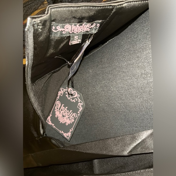 Unholy Midnight Reverence Elegant Satin Long Puff Sleeve Maxi Dress - Picture 5 of 6